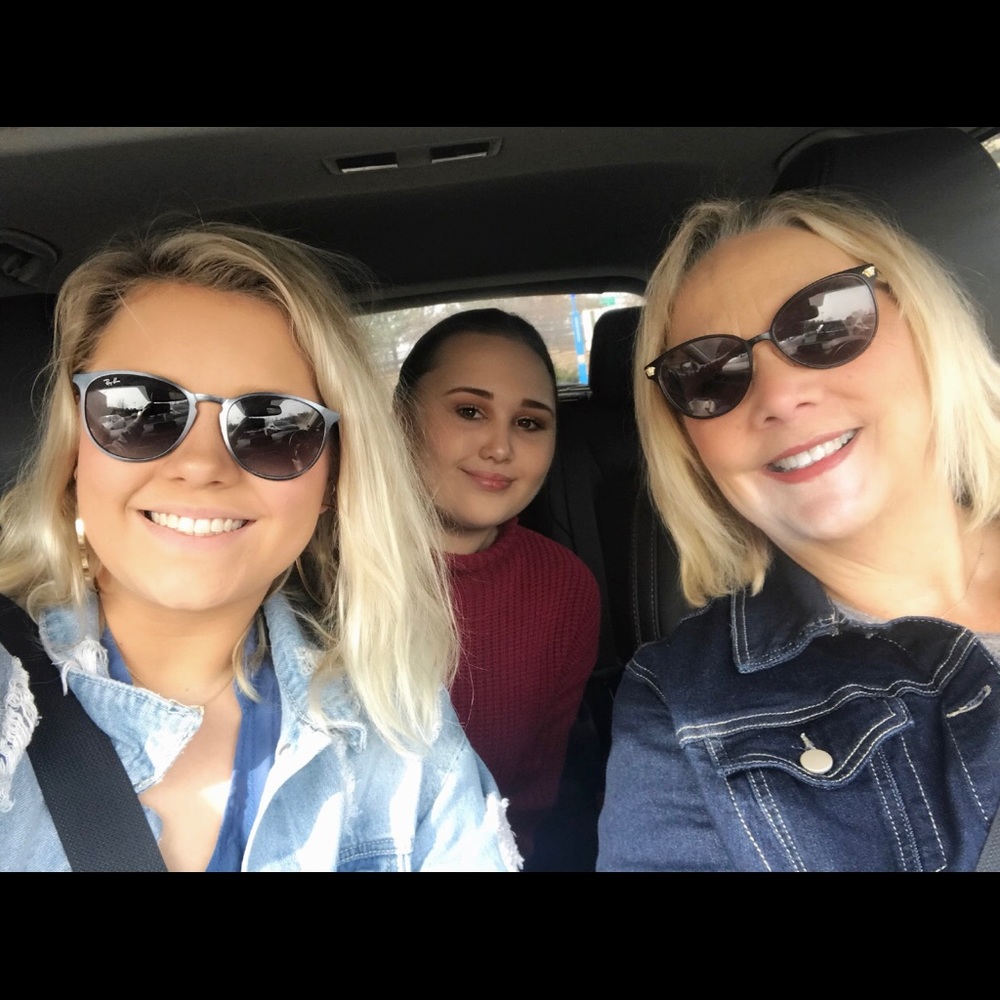 Meet your Posher, Anne